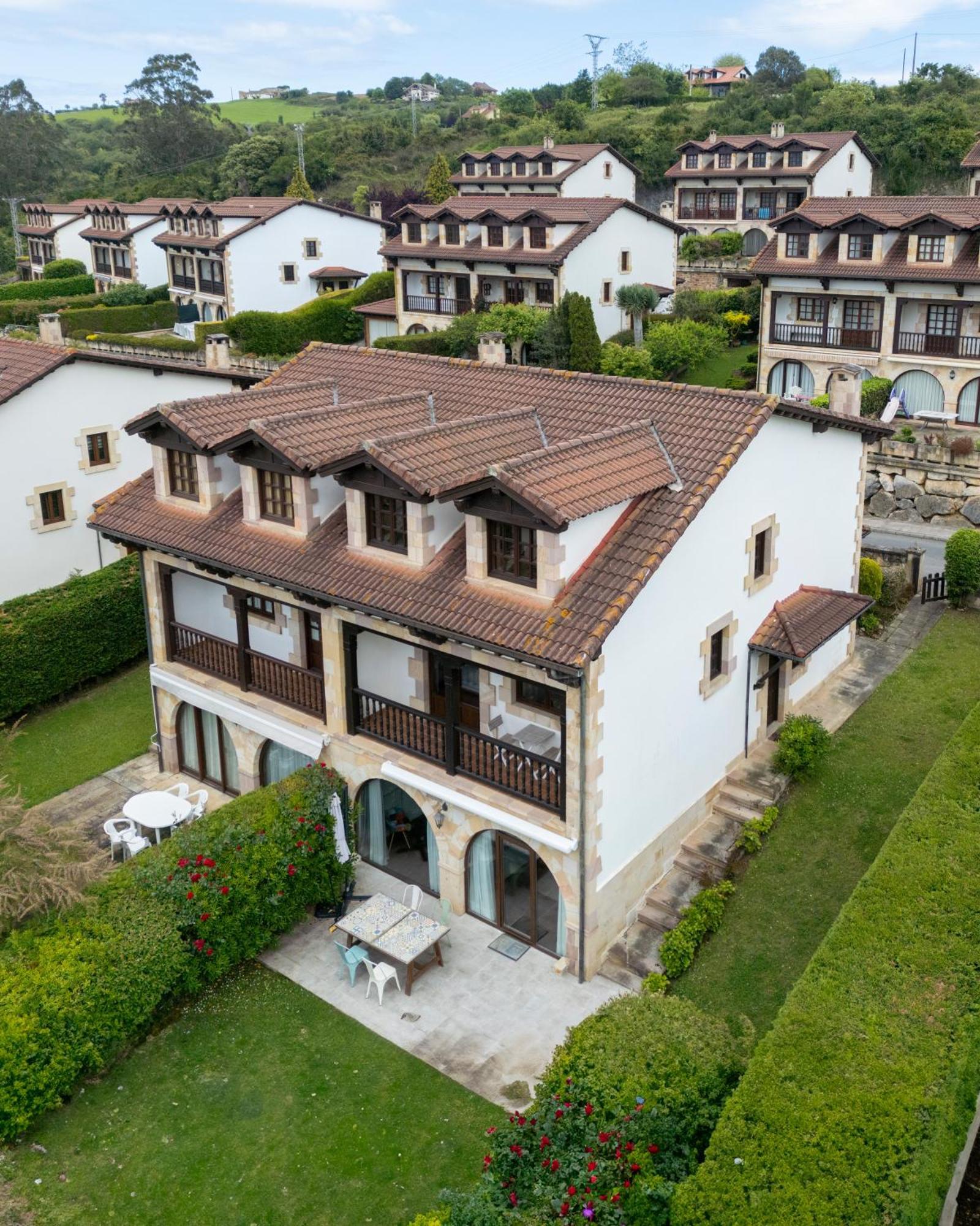 Casa El Ancla Villa San Vicente De La Barquera Exterior photo